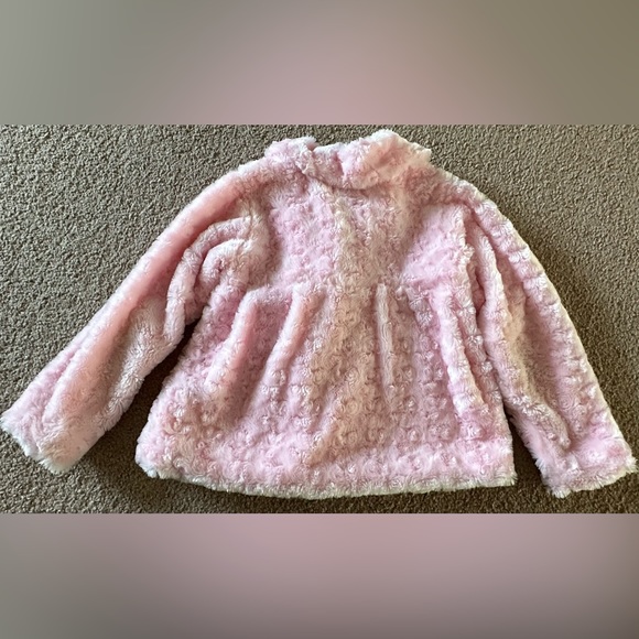 Girls Rule Pink Fluffy Soft Faux Fur Furry Button Jacket Black Bow Size 6X - Picture 12 of 16